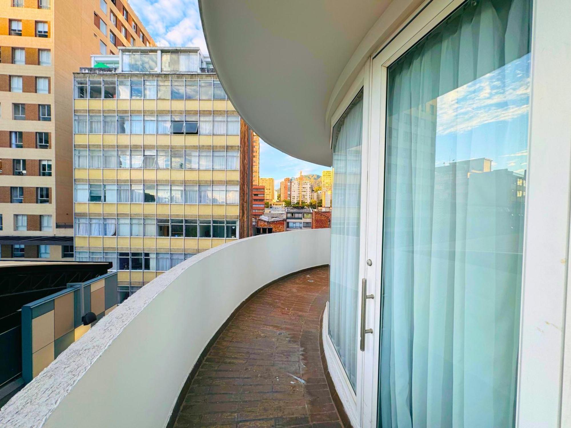 Aparta Continental Apartahotel 4*